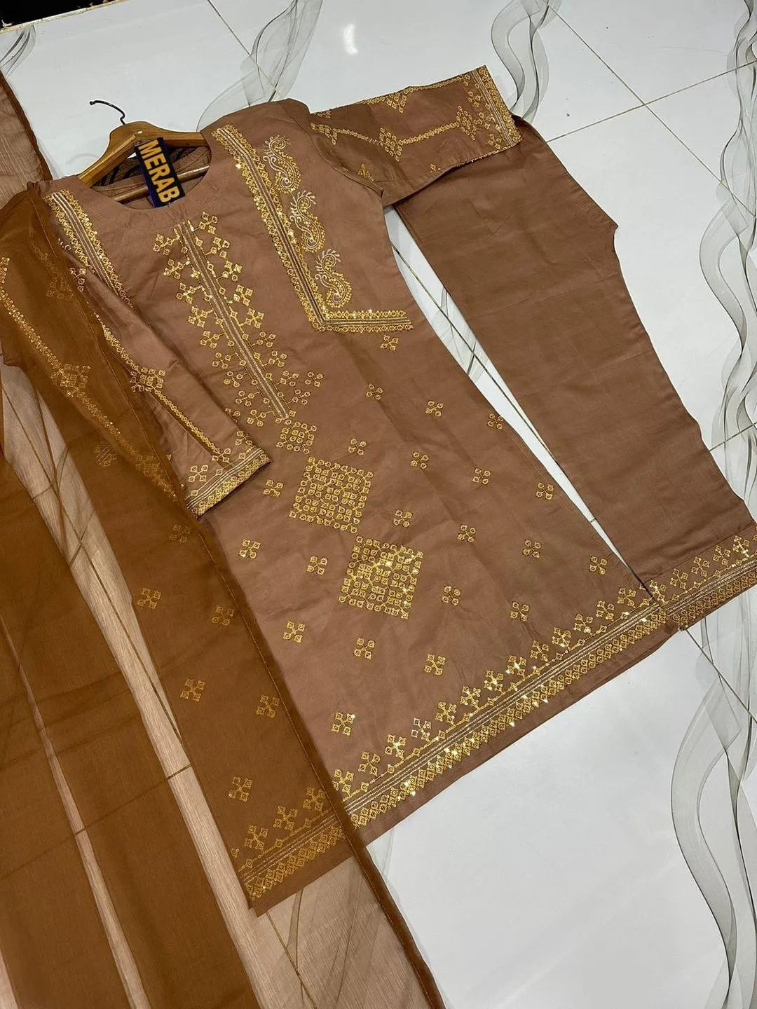 Caramel Brown Embroidered 3-Piece Suit | White Geometric Chikankari Lawn Set with Dupatta